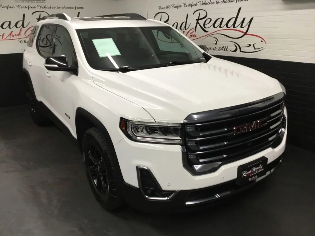 Used 2022 White GMC AT4 image 2