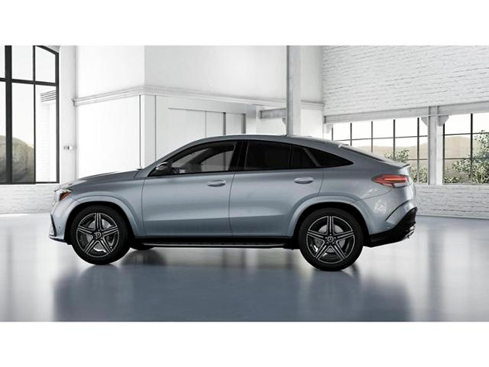 Used 2025 Cirrus Silver Metallic Mercedes-Benz 4MATIC® image 32