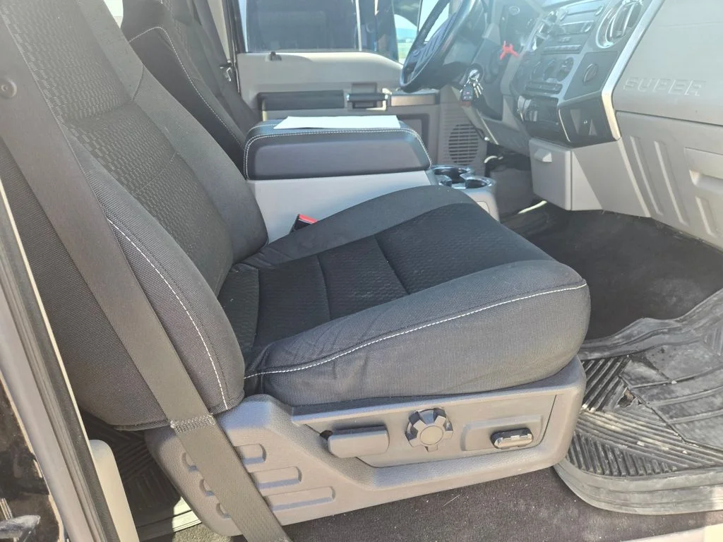 Used 2008 Black Ford XL image 14