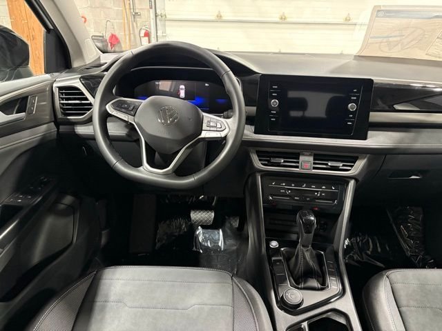 New 2026 White Volkswagen 1.5T SE Black image 13