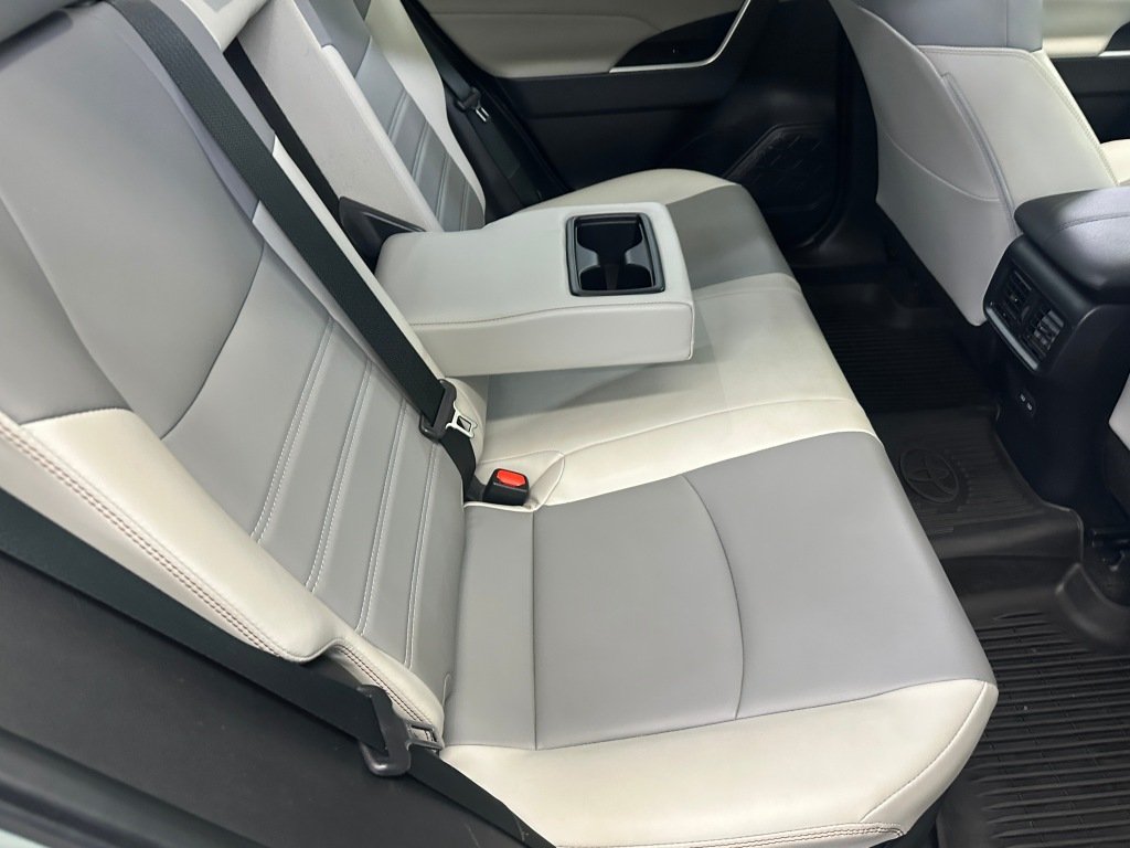 2023 Toyota RAV4 XLE Premium - Photo 30
