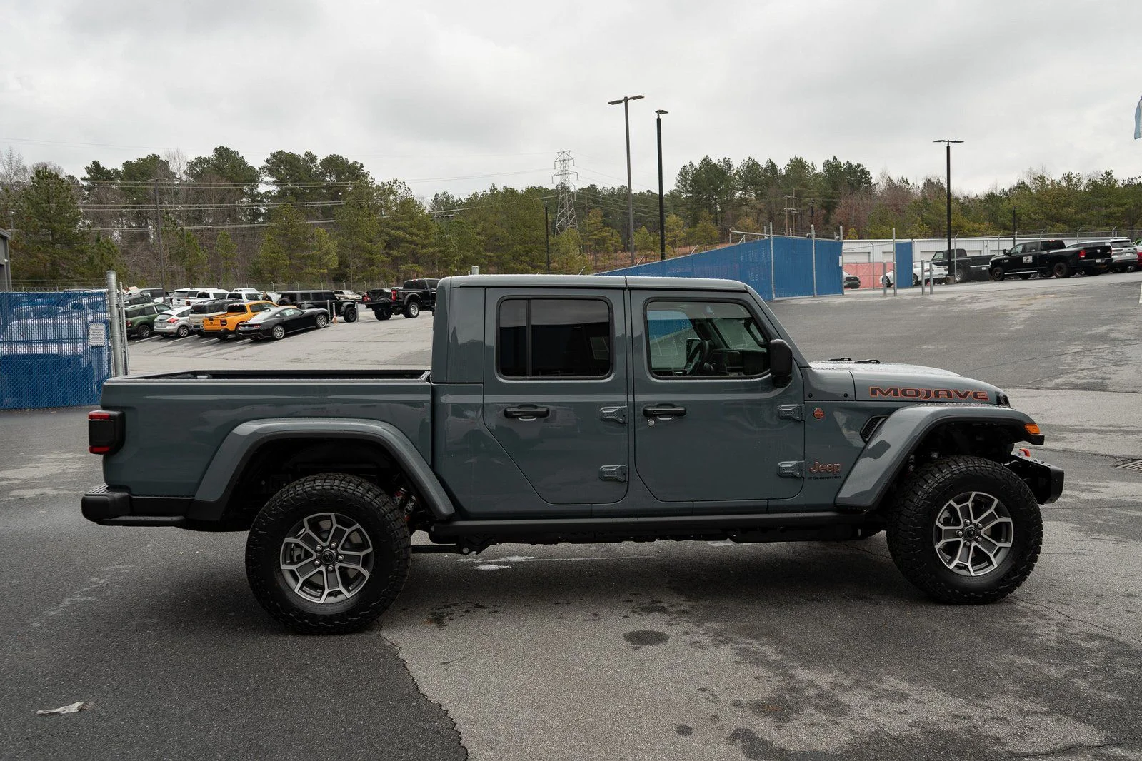New 2026 Anvil Clearcoat Jeep Mojave X image 11