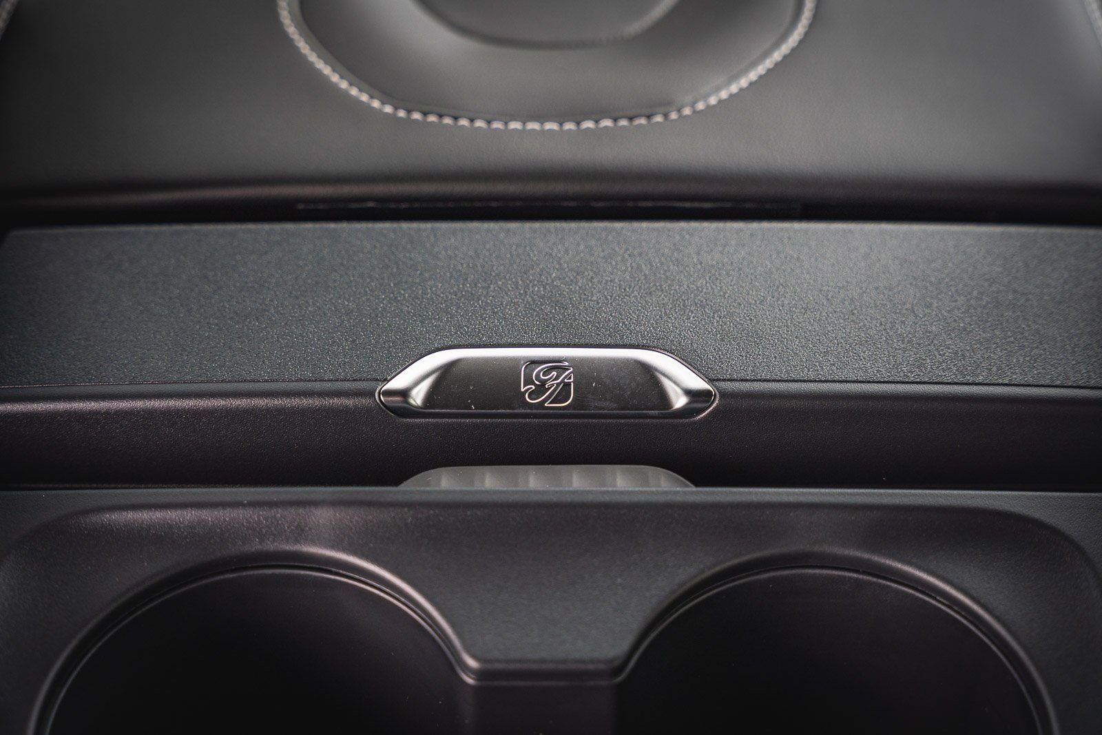 New 2026 Dark Matter Gray Metallic Ford MAX Platinum® image 32