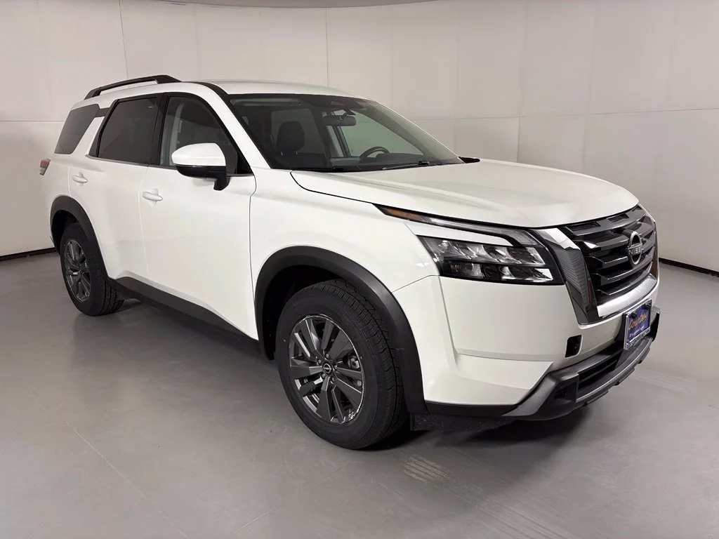 Used 2024 White Nissan SV image 2