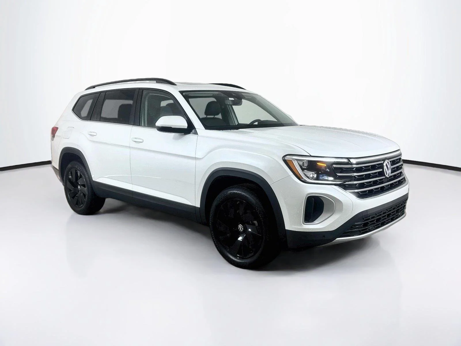 New 2026 WHITE VOLKSWAGEN  image 6