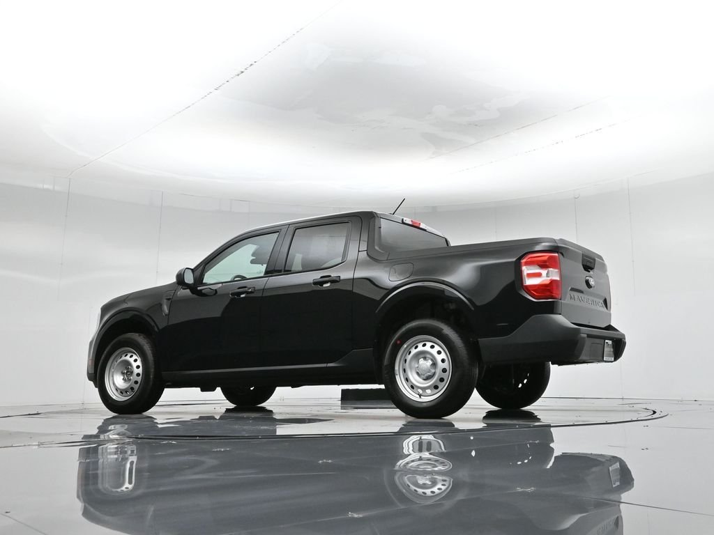 New 2026 Shadow Black Ford XL image 3