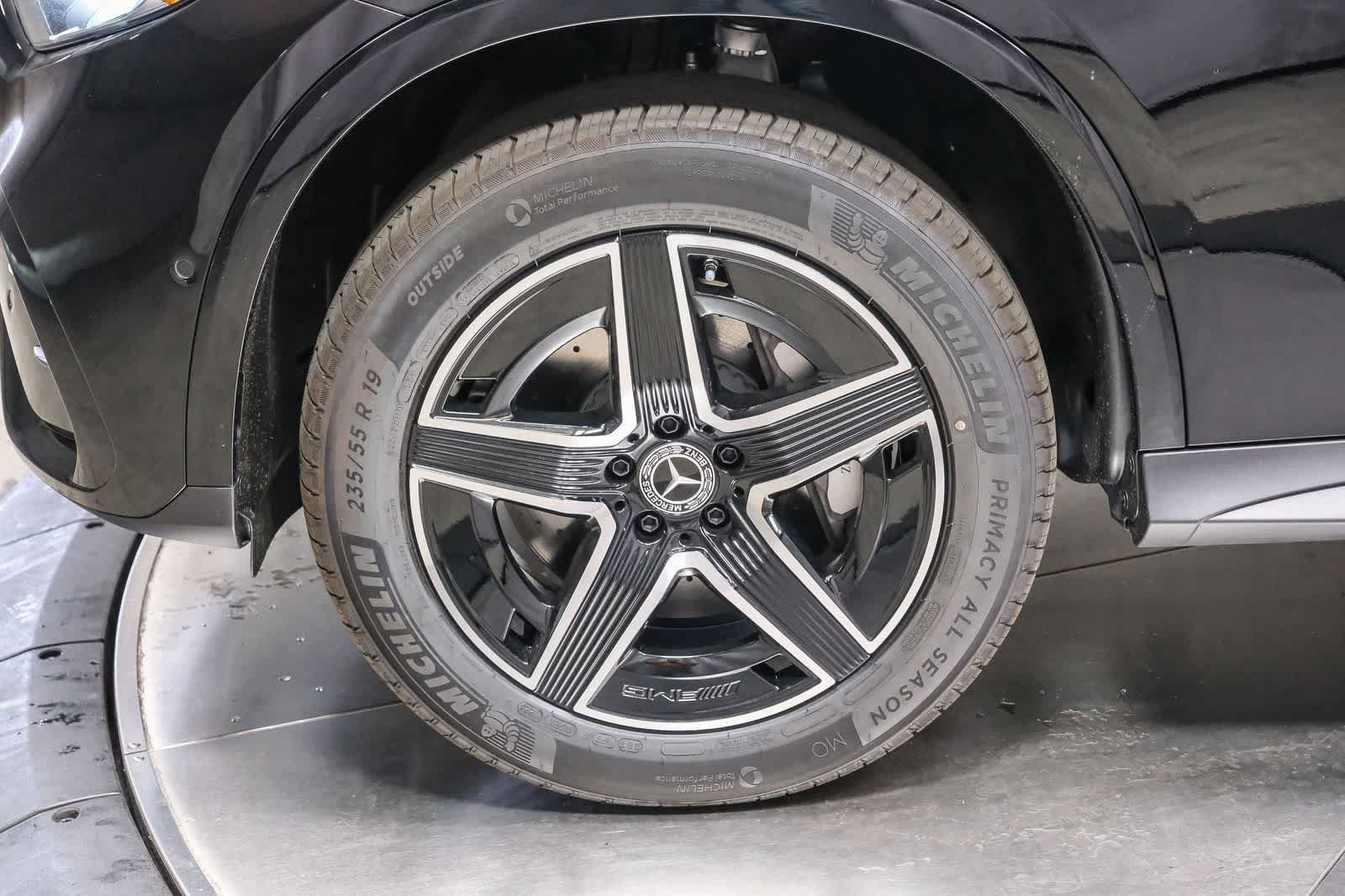 New 2026 Black Mercedes-Benz GLC 300 image 51