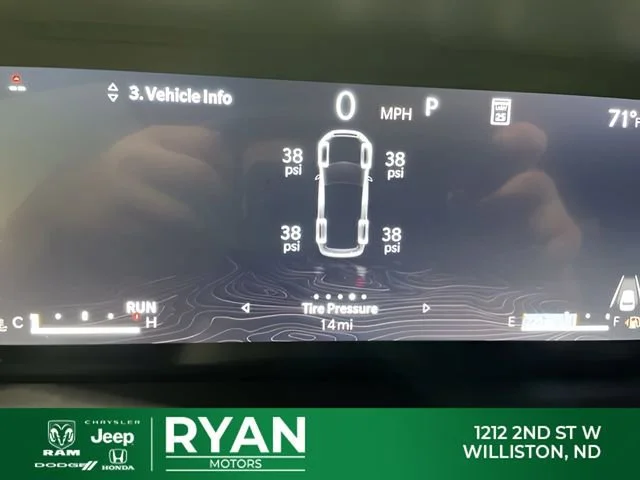 New 2026 White/off-white Jeep Laredo image 14