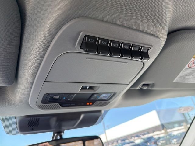 New 2026 Agate Black Metallic Ford F-250® XL image 19