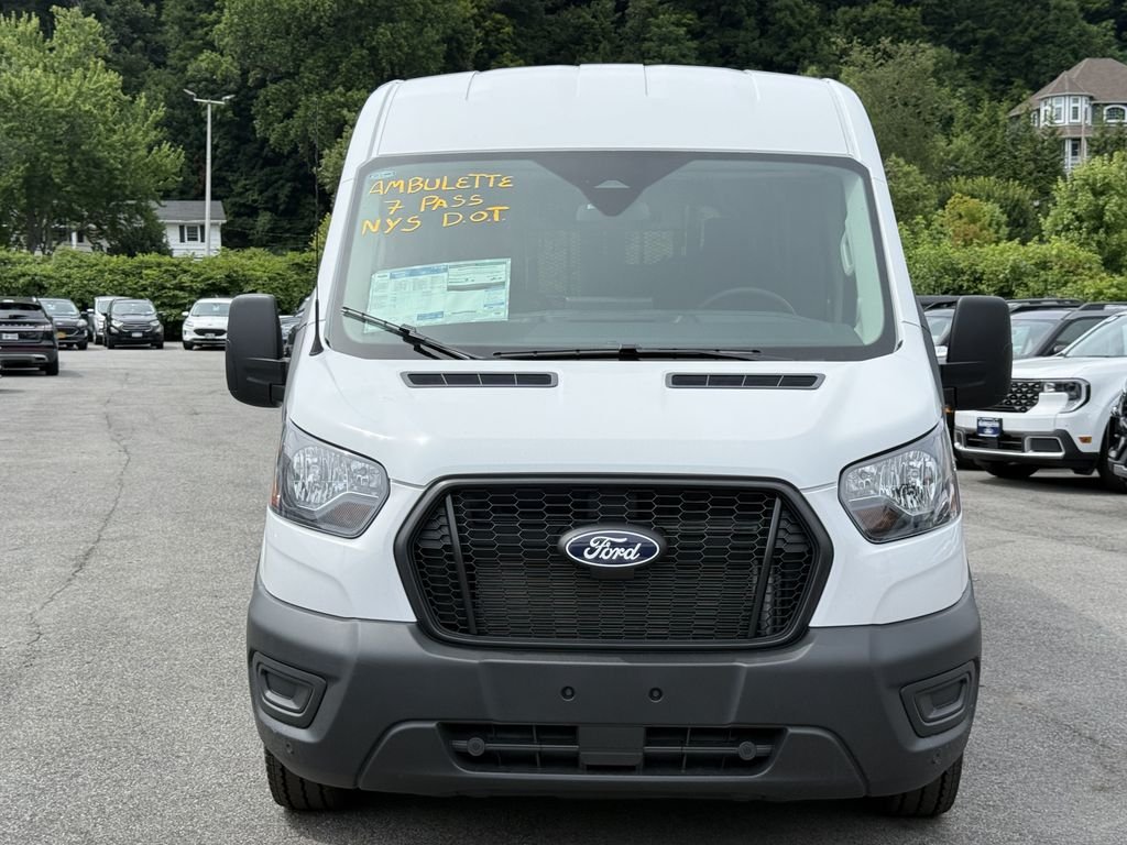 New 2026 Oxford White Ford Passenger Van XL image 2