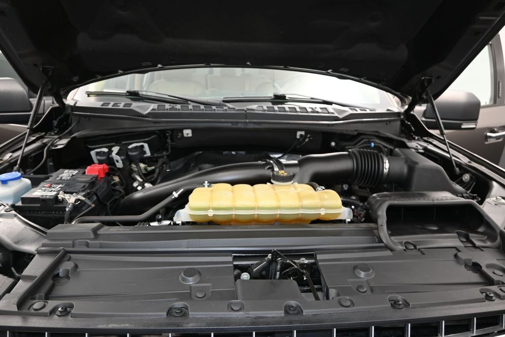 Used 2020 Gray Ford XLT image 16