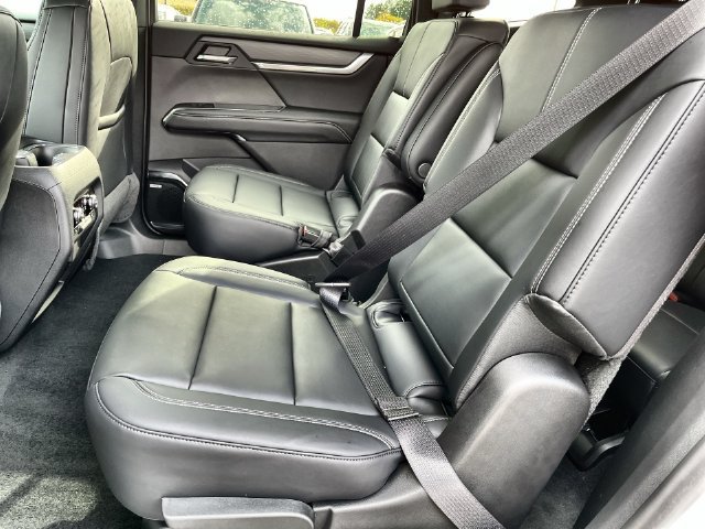 2027 GMC Acadia Elevation - Photo 32