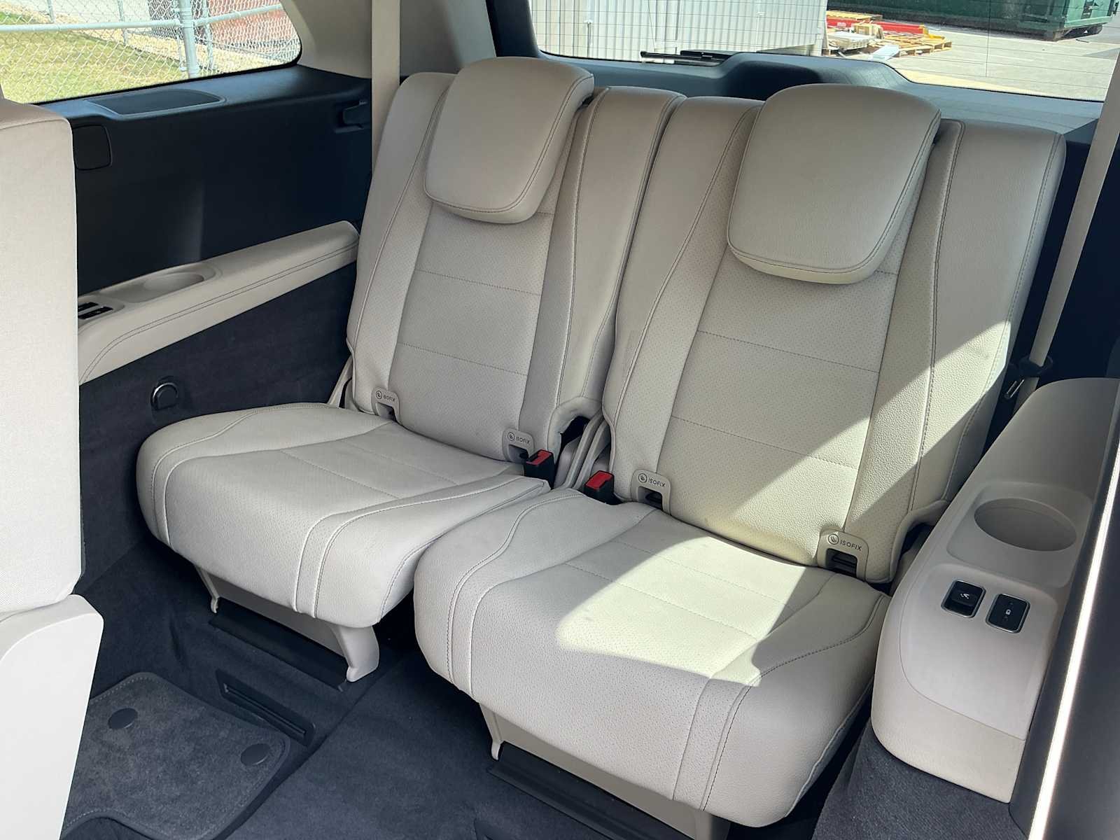 Used 2020 Black Mercedes-Benz GLS 450 image 25