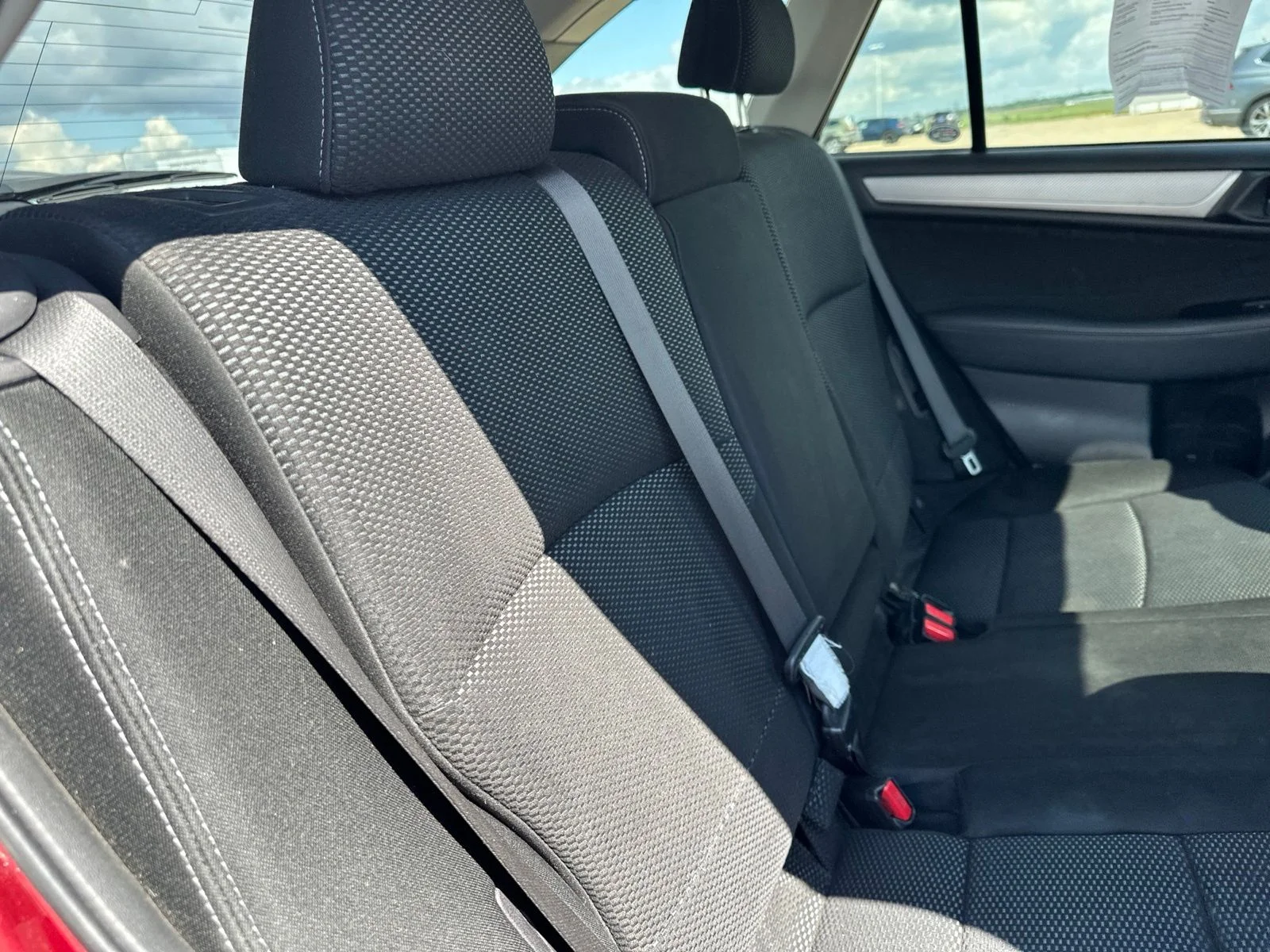 Used 2018 Red Subaru 2.5i Premium image 30
