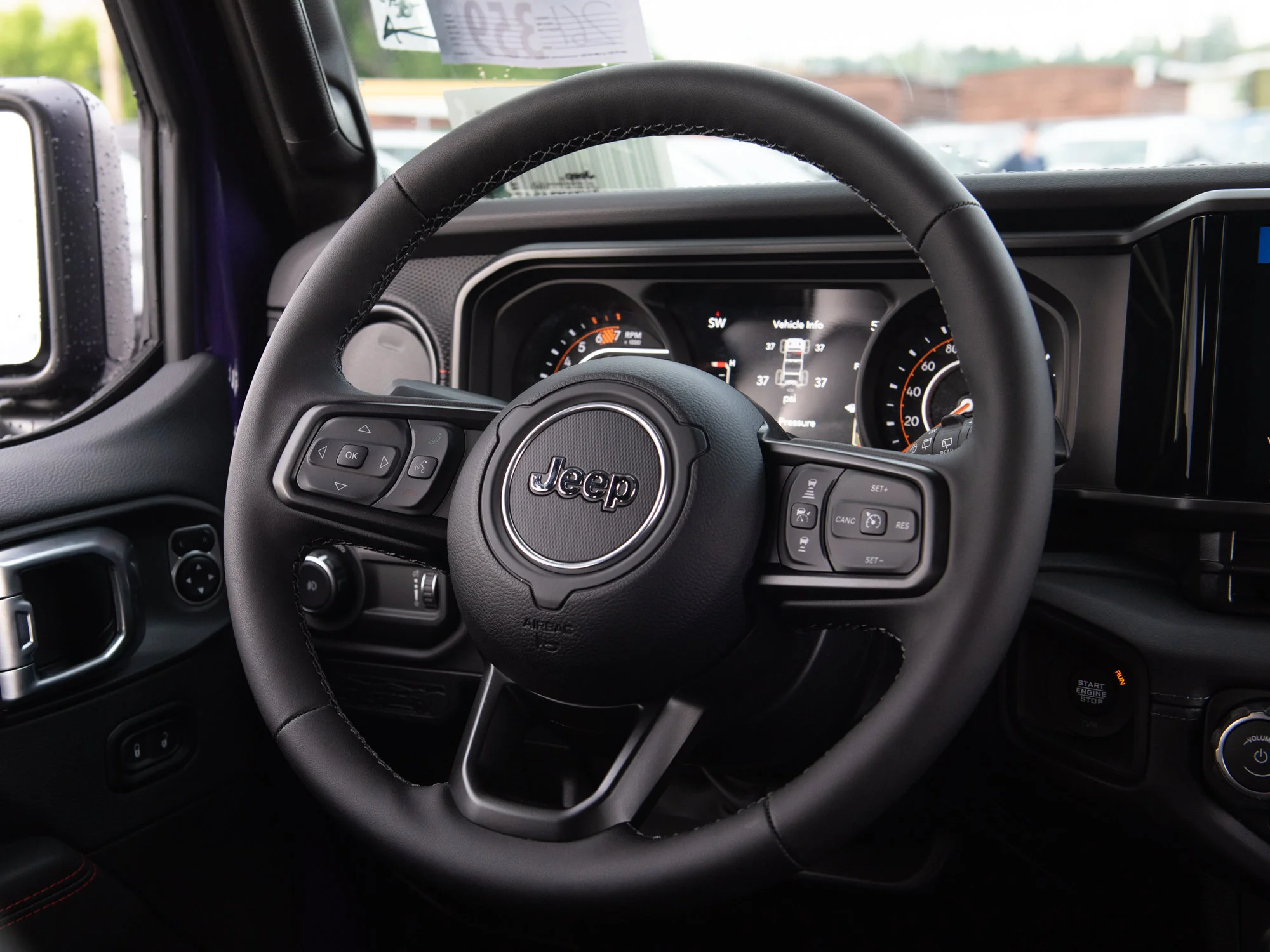 New 2026 reign Jeep Rubicon X* 6-Spd Manual image 12