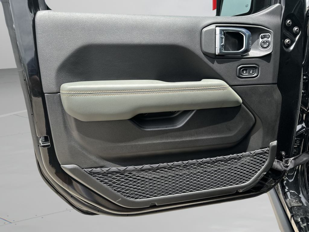 New 2026 Black Clear-Coat Exterior Paint Jeep Mojave X image 34