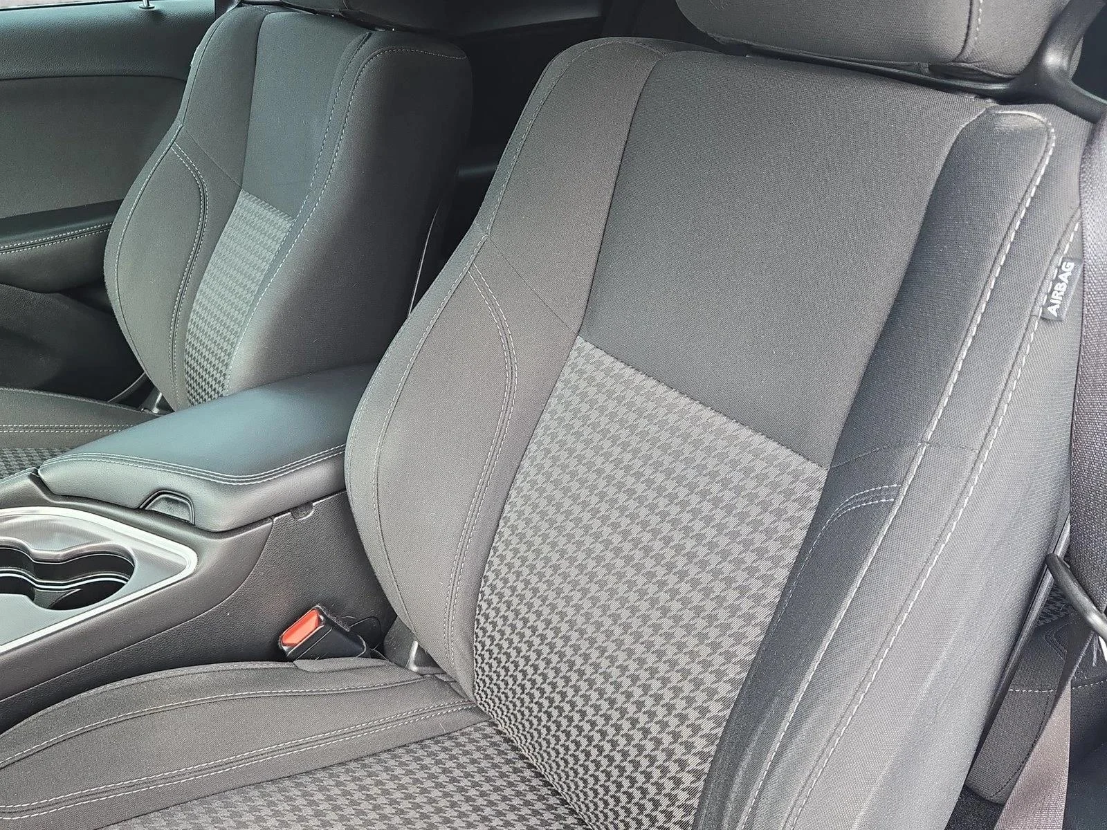 Used 2019 B5 Blue Pearlcoat Dodge SXT image 14