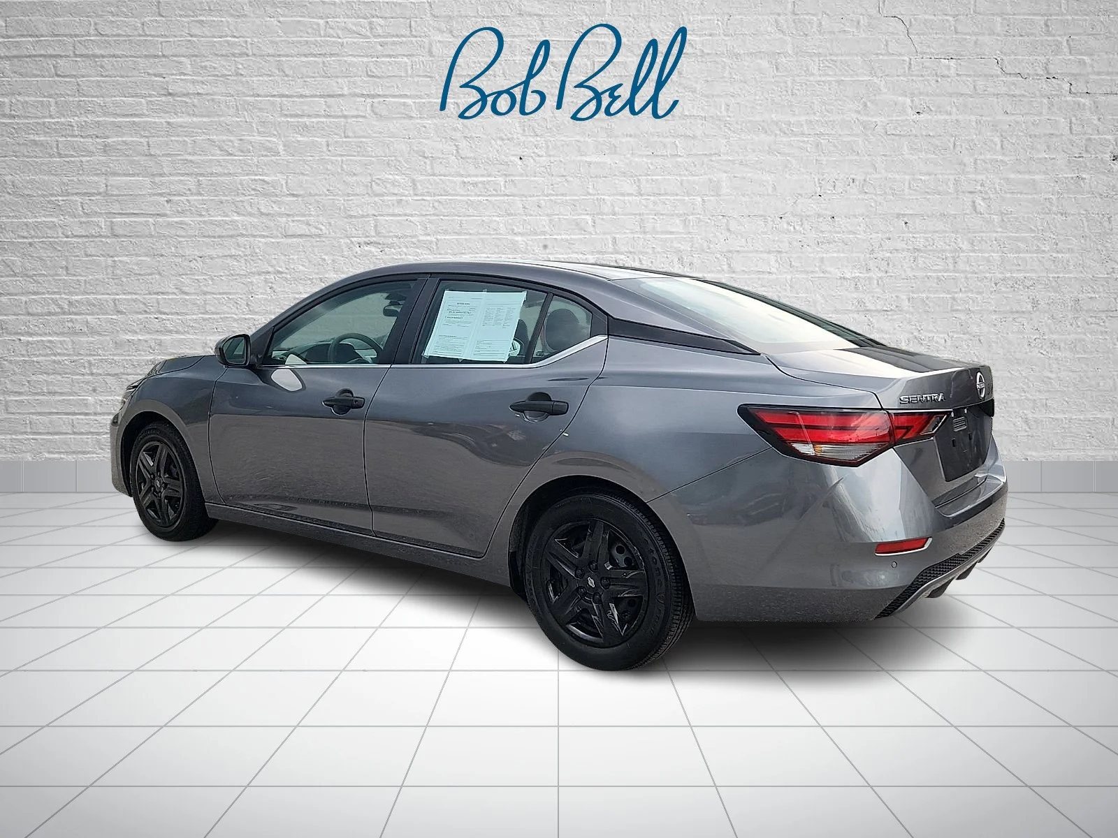 Used 2024 Gray Nissan S image 4
