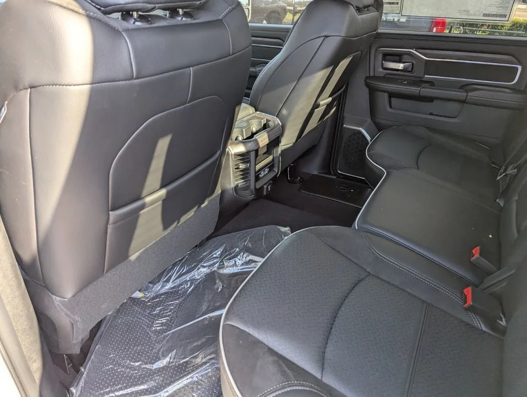 2026 RAM 2500 Laramie - Photo 15