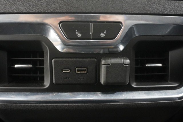 Used 2021 CAYENNE RED TINTCOAT GMC AT4 image 23
