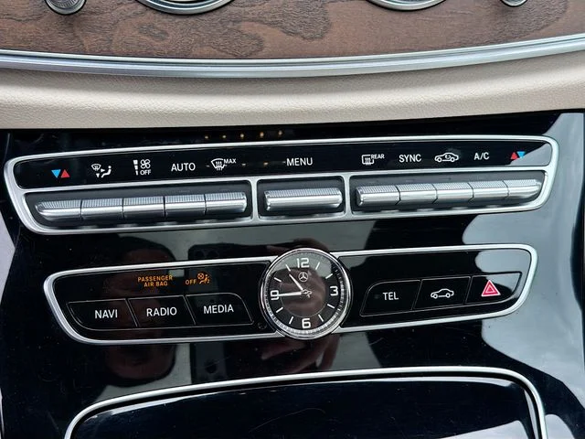 Used 2017  Mercedes-Benz E 300 image 17