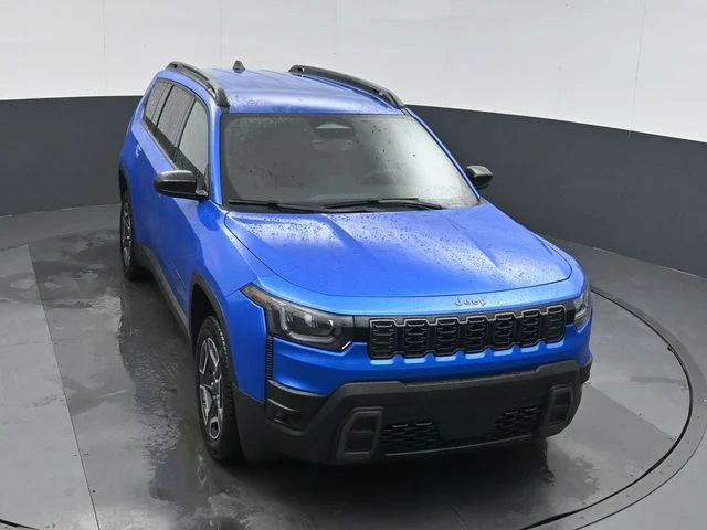 New 2026 Hydro Blue Pearl-Coat Exterior Paint Jeep Laredo image 38