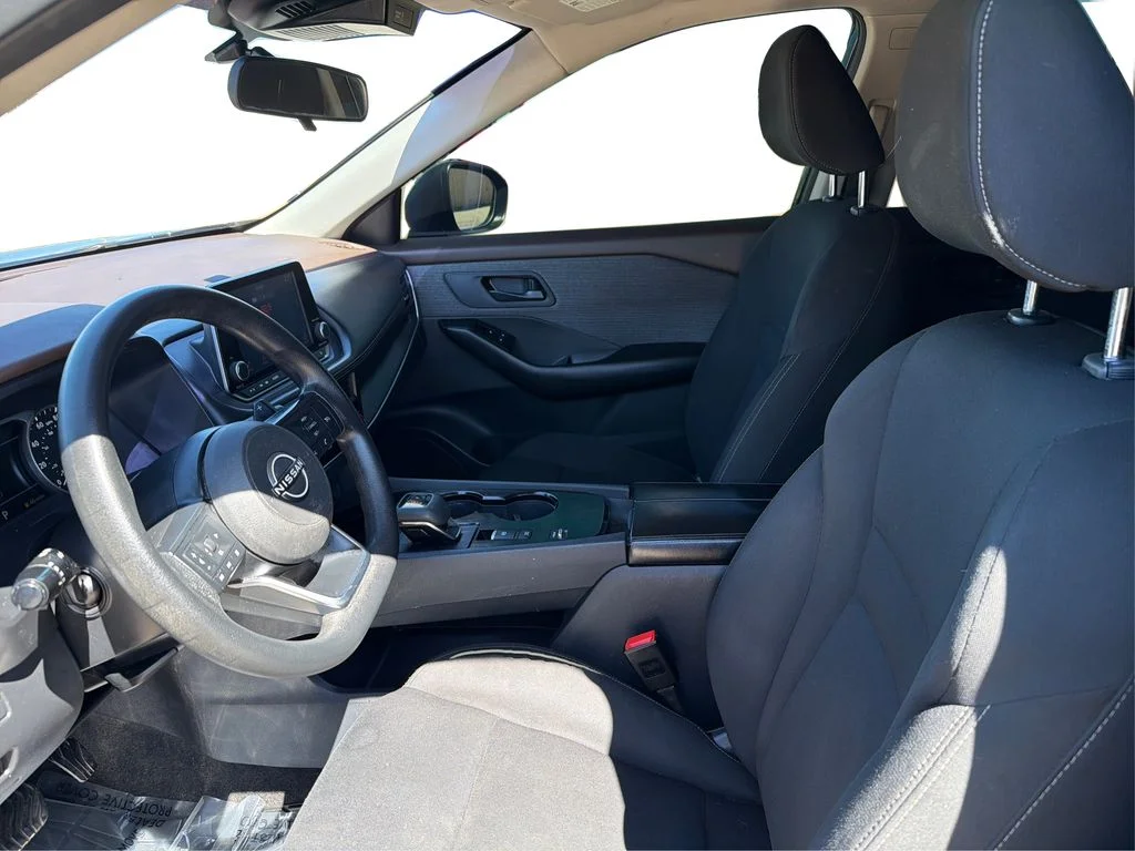 Used 2023 Super Black Nissan S image 10