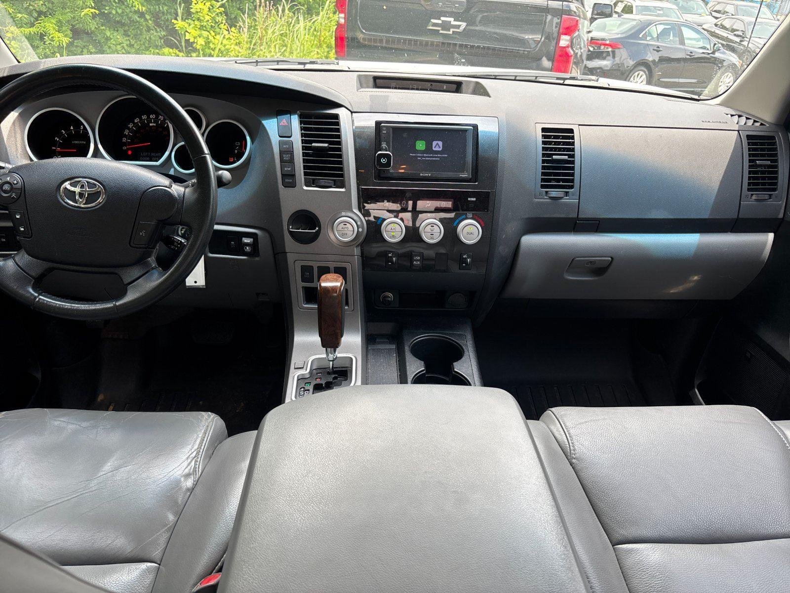 Used 2010 Silver Sky Metallic Toyota LTD image 34