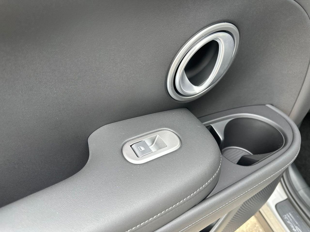 New 2026 Silver Hyundai Limited AWD image 25