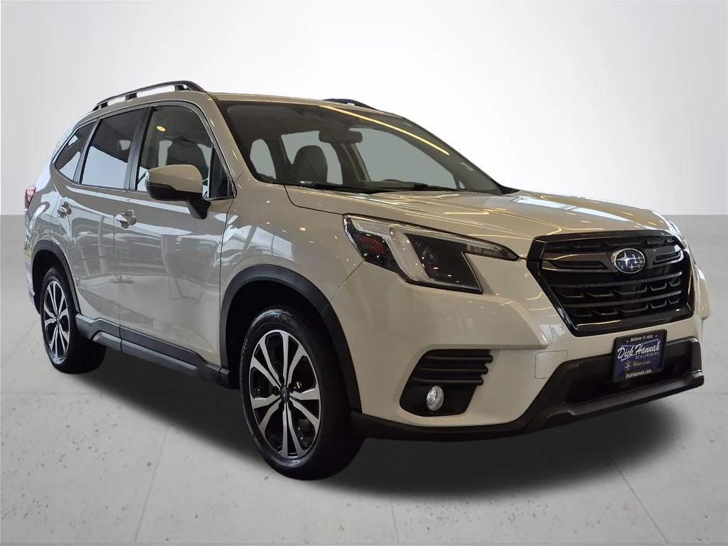 Used 2022 White Subaru Limited image 5