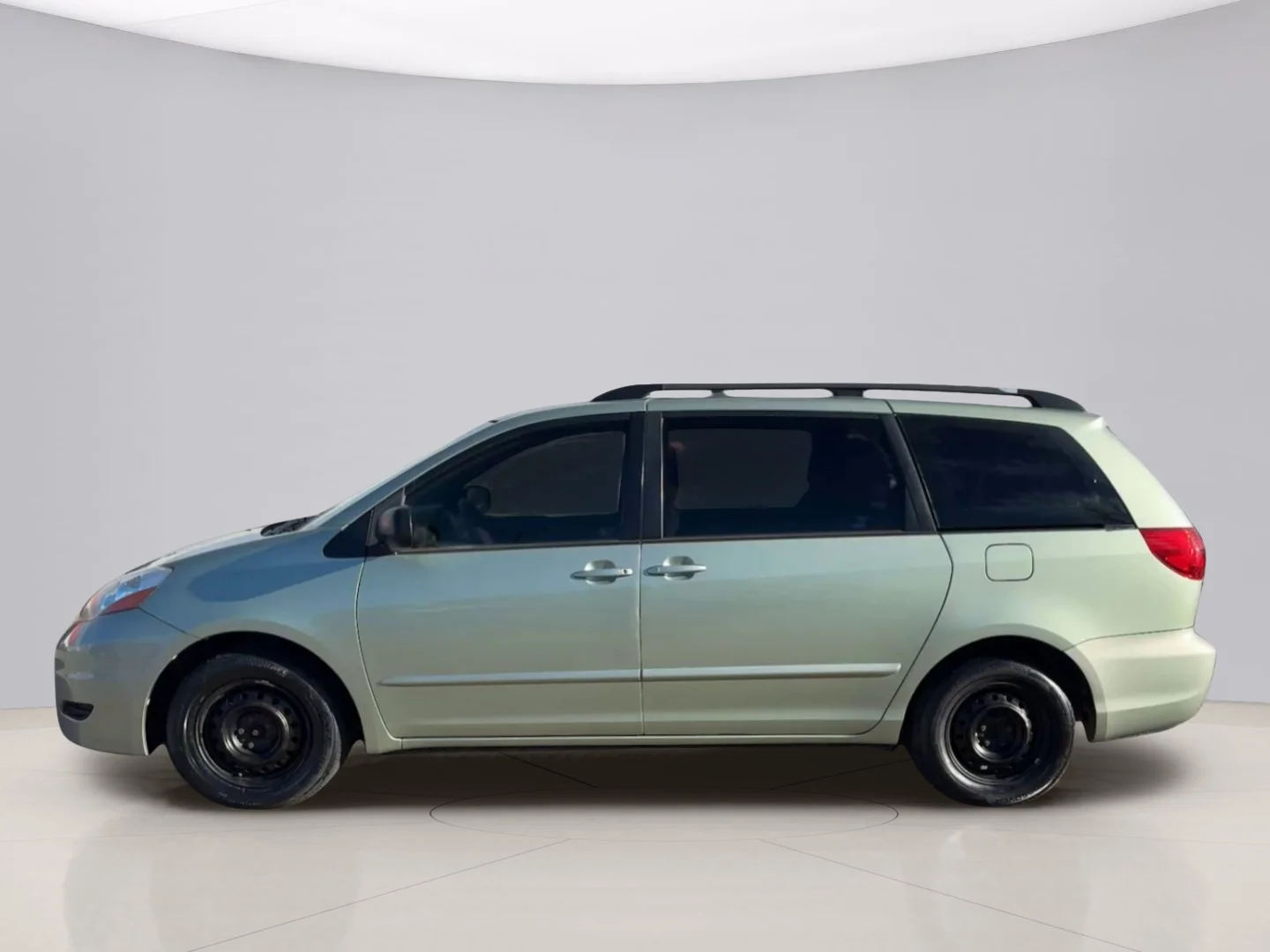 Used 2009 Green Toyota CE FWD image 2
