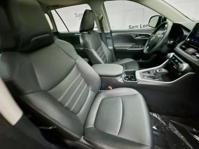 Used 2024 Gray Toyota XLE Premium image 29