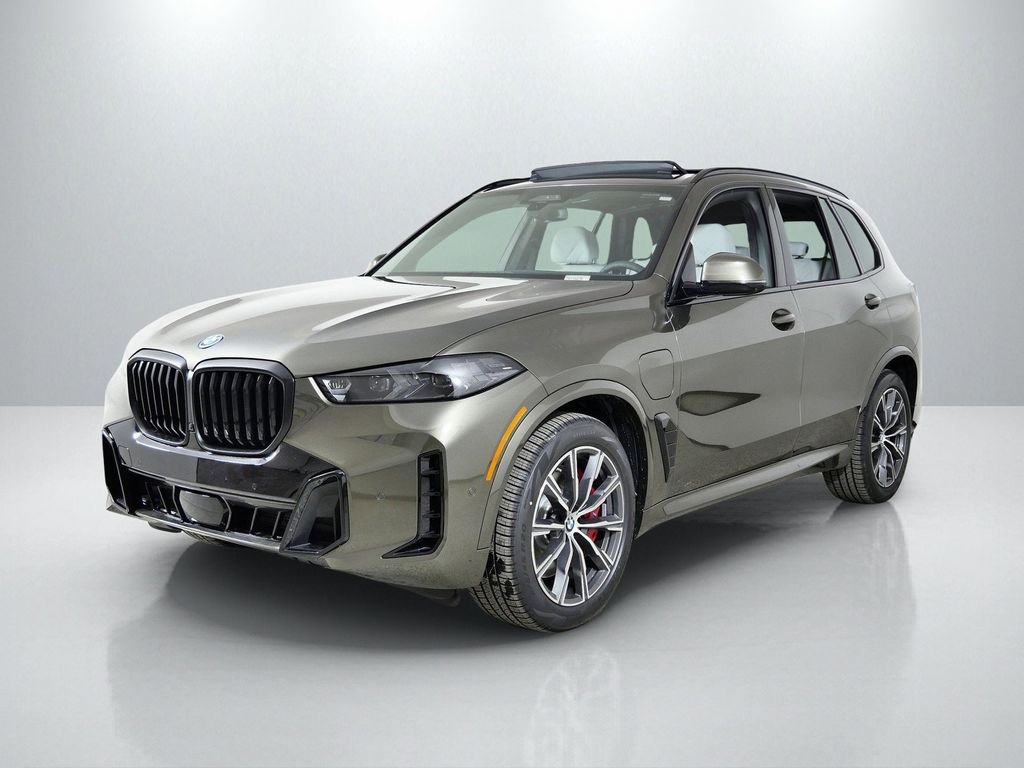 2026 BMW X5 xDrive50e's photo
