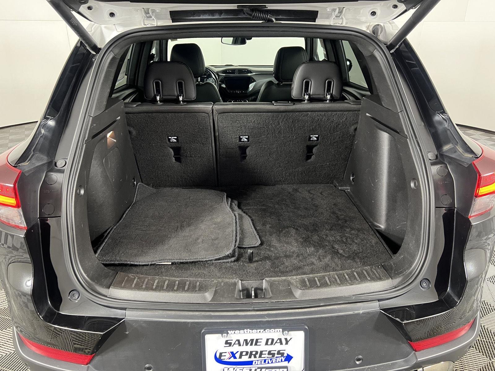 Used 2023 Mosaic Black Metallic Chevrolet ACTIV image 22