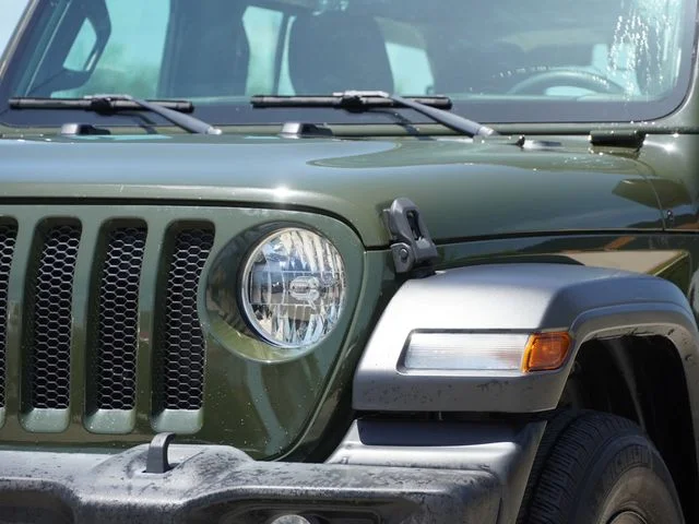Used 2022 Green Jeep Unlimited Sport image 4