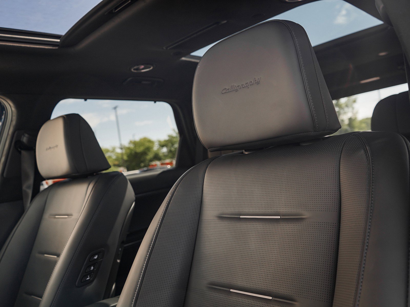 New 2026 Ecotronic Gray Pearl Hyundai Calligraphy AWD image 22