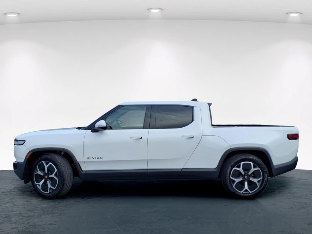 Used 2022 White Rivian Adventure image 11
