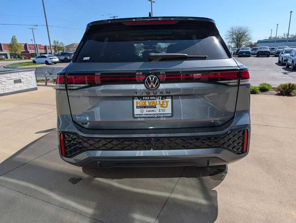 New 2026 Gray Volkswagen 2.0T SE R-Line Black image 5