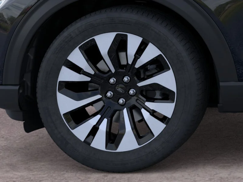 New 2026 Agate Black Metallic Ford Platinum™ image 19