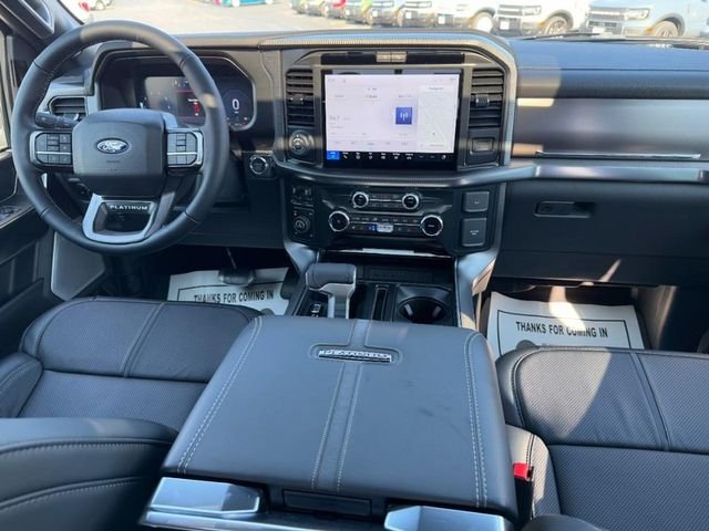 New 2026 Star White Metallic Tri-Coat Ford Platinum image 6