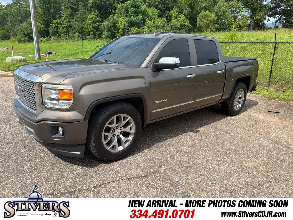 Used 2015 Brown GMC Denali image 4