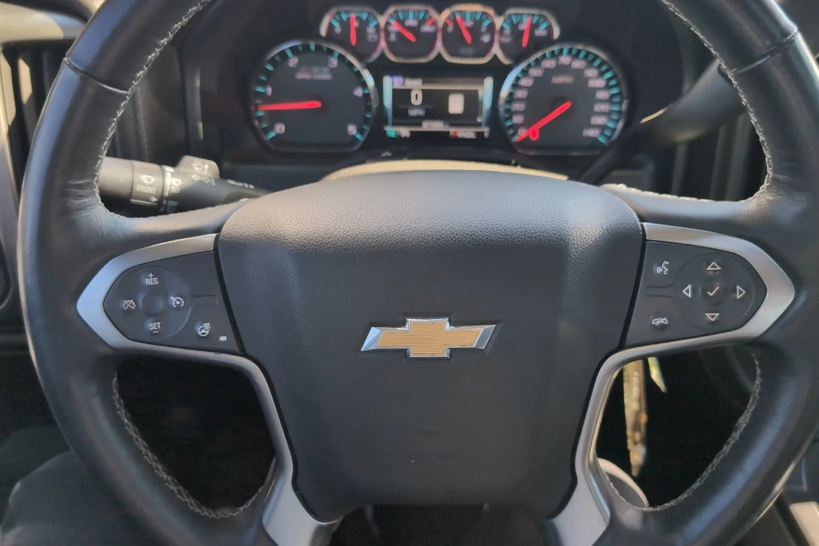 Used 2019 SILVER ICE METALLIC Chevrolet LTZ image 23