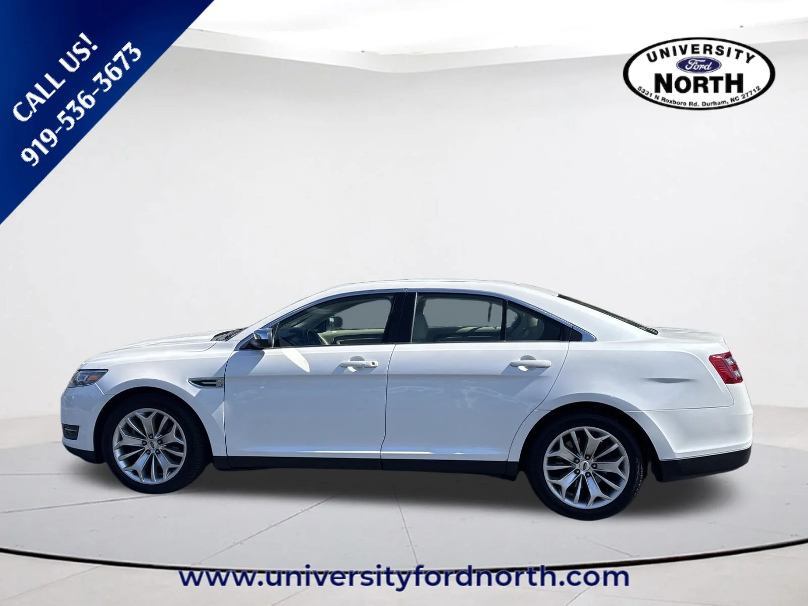 Used 2018 White Platinum Clearcoat Metallic Ford Limited image 4