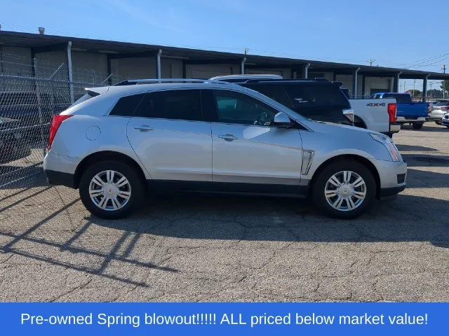 Used 2016 Silver Cadillac Luxury image 3