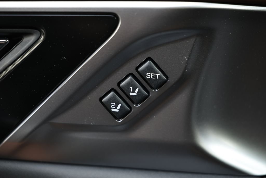 Used 2025 Magnetite Gray Metallic Subaru Touring XT image 16