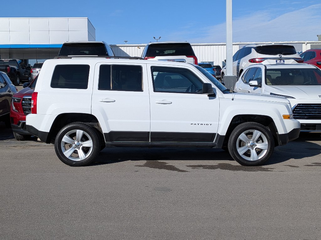 Used 2015 Jeep Patriot Latitude with VIN 1C4NJRFB1FD376479 for sale in Kansas City
