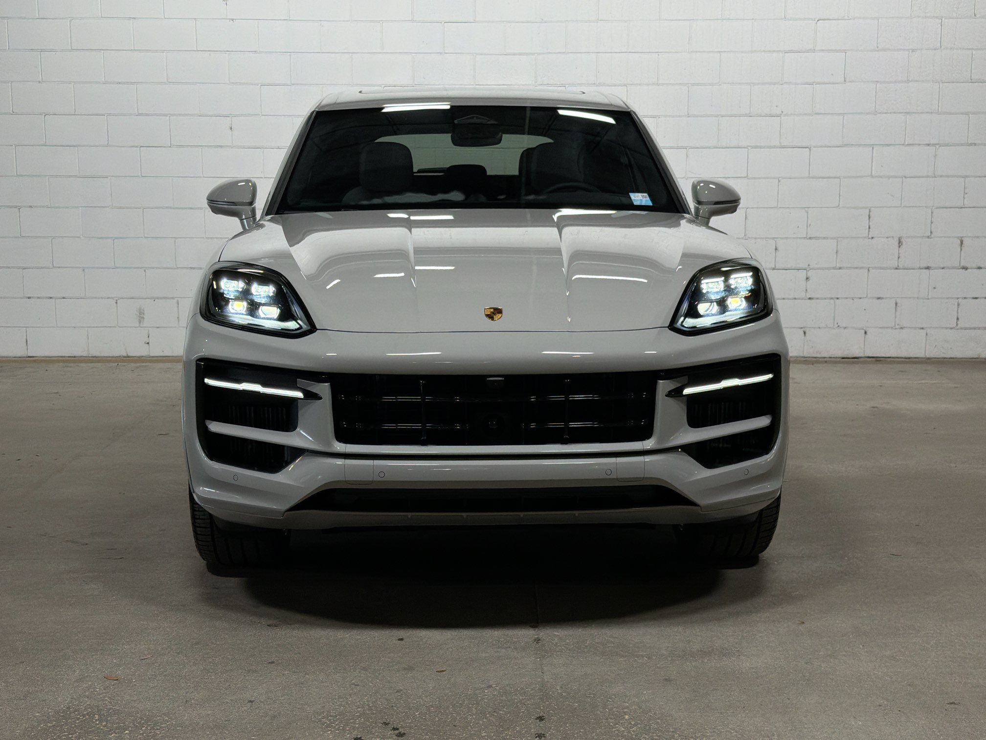New 2026 Chalk Porsche E-Hybrid image 9