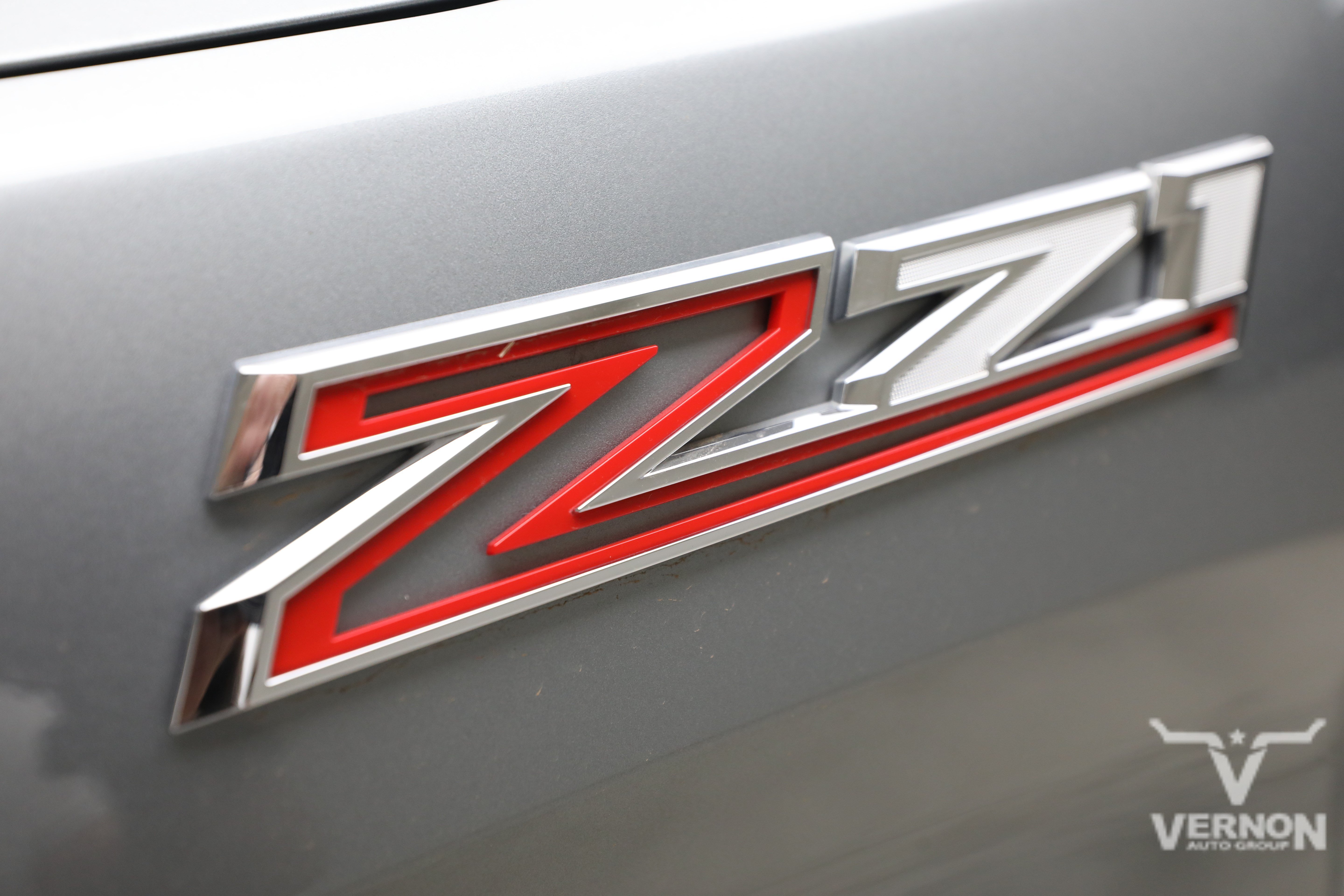 Used 2023 Sterling Gray Metallic Chevrolet Y image 12