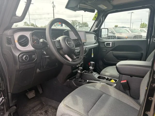 2025 Jeep Wrangler 4-Door Sport S - Photo 19