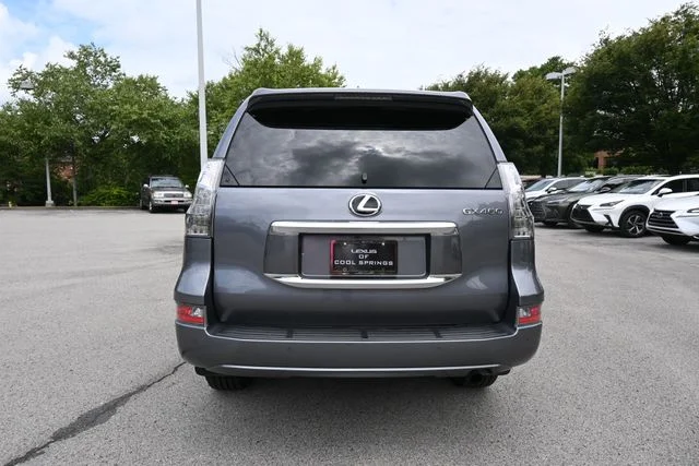 Used 2021 Gray Lexus 460 image 4